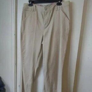 G.H. Bass & Co. cream pants sz 10